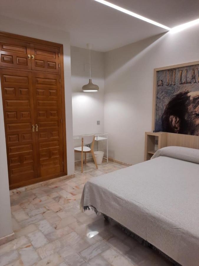 מאירנה דל אלקור Hotel Mairena מראה חיצוני תמונה