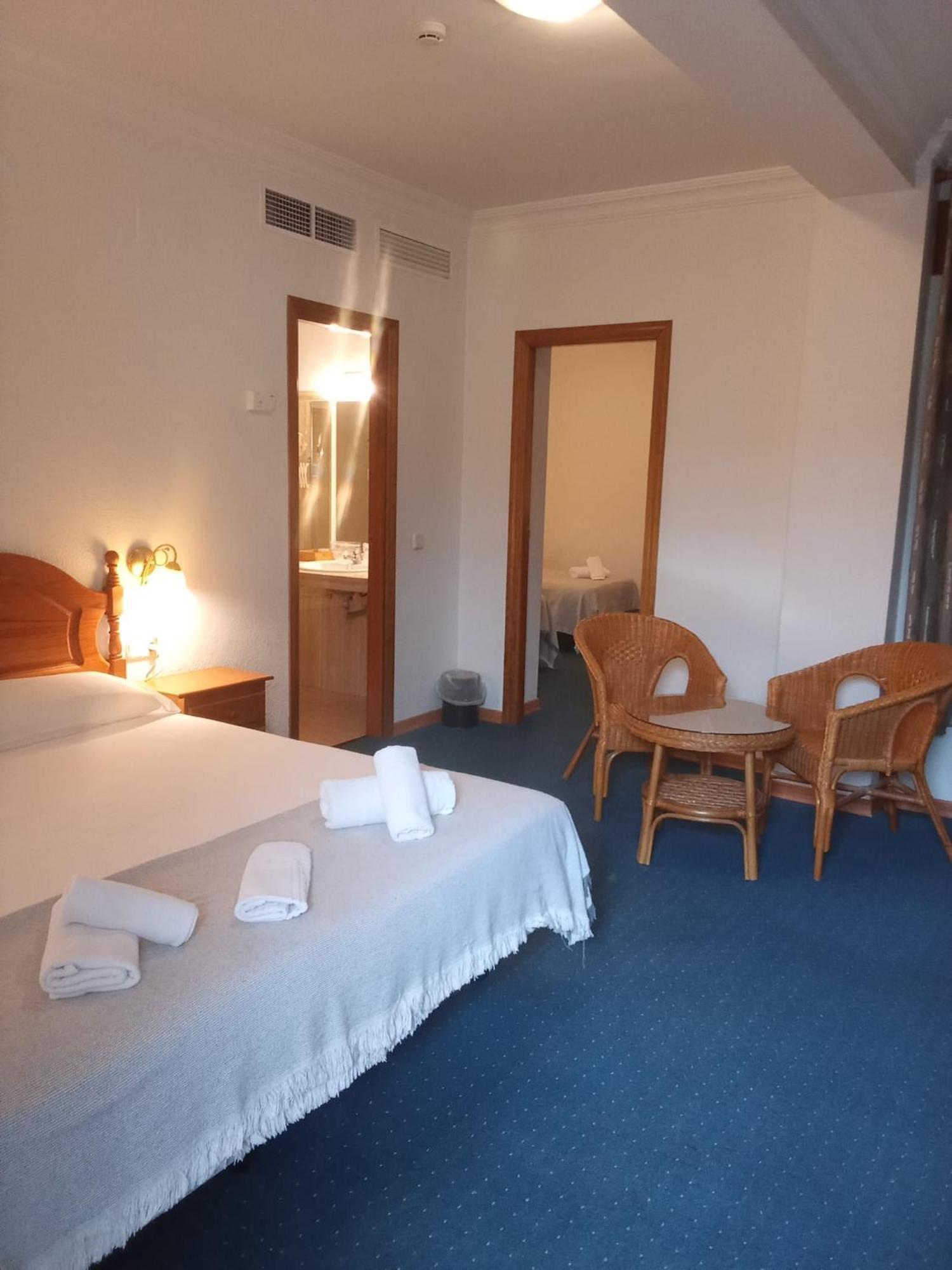 מאירנה דל אלקור Hotel Mairena מראה חיצוני תמונה
