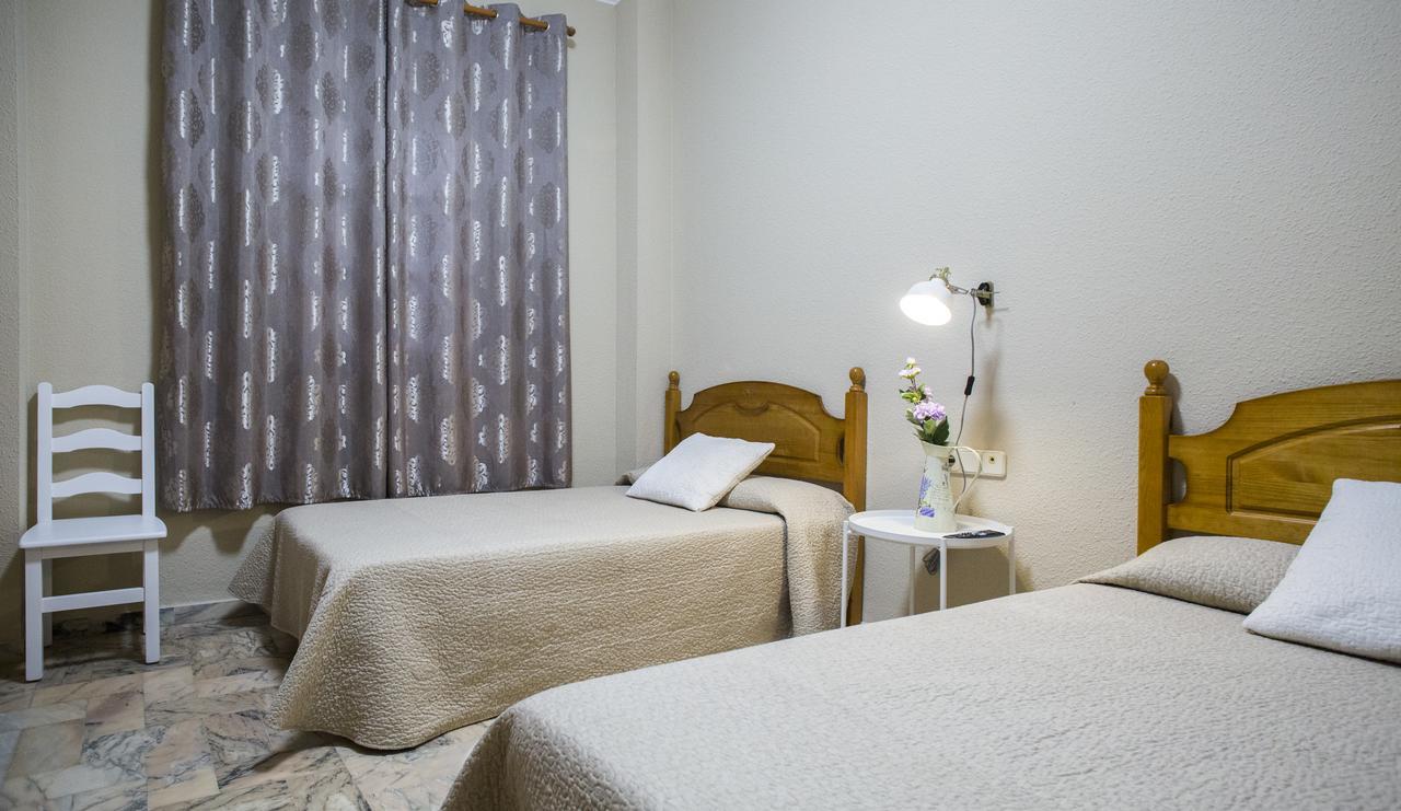 מאירנה דל אלקור Hotel Mairena מראה חיצוני תמונה